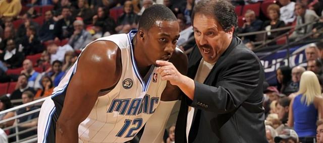 法兰克福主帅：球队上次客战巴萨是次伟大的经历，但已成历史（法兰克福主帅：上次客战巴萨难忘，如今已成历史）