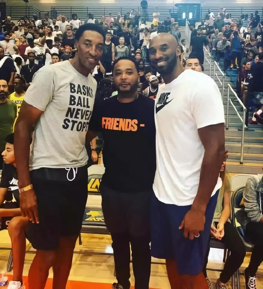 杰拉德：必须尊重萨拉赫的感受，他渴望为球队出力（杰拉德：应尊重萨拉赫意愿，他盼为球队贡献力量）