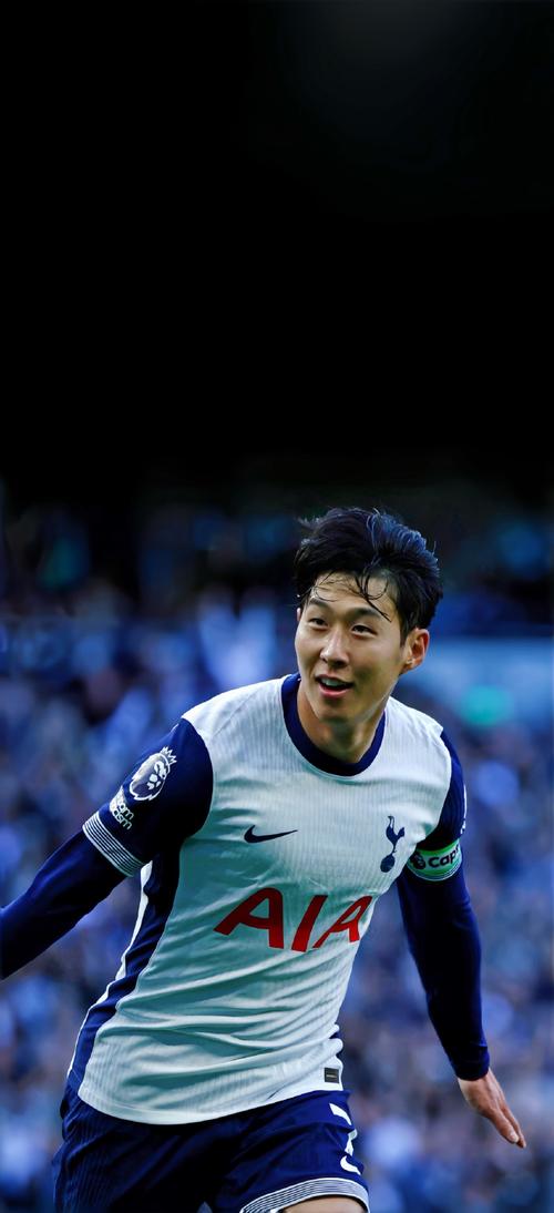 震撼！姆巴佩圣马梅斯上演天秀 阿诺德助攻配合堪称艺术品（燃爆！姆巴佩圣马梅斯上演神迹 阿诺德妙传配合宛如艺术）