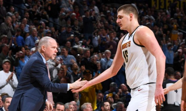 罗马诺：切尔西中场恩佐·费尔南德斯与新经济公司签约（罗马诺：切尔西中场恩佐·费尔南德斯已签约新经济公司）