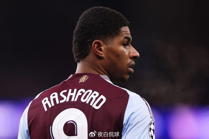 年薪2亿年薪，转会费将超过5300万！沙特不放弃萨拉赫，新月最可能出手（沙特仍不放弃萨拉赫：年薪或达2亿，转会费超5300万，新月最可能出手）