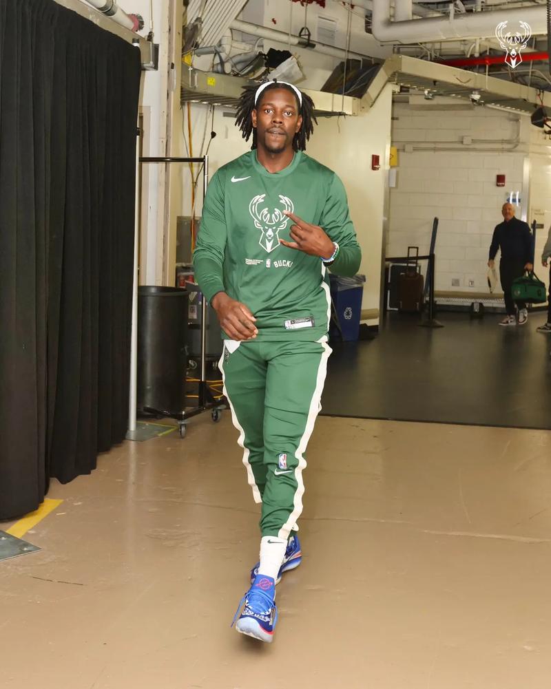 意甲第12轮裁判安排：西蒙尼-索扎执法米兰德比（意甲第12轮裁判公布：米兰德比由西蒙尼-索扎主哨）