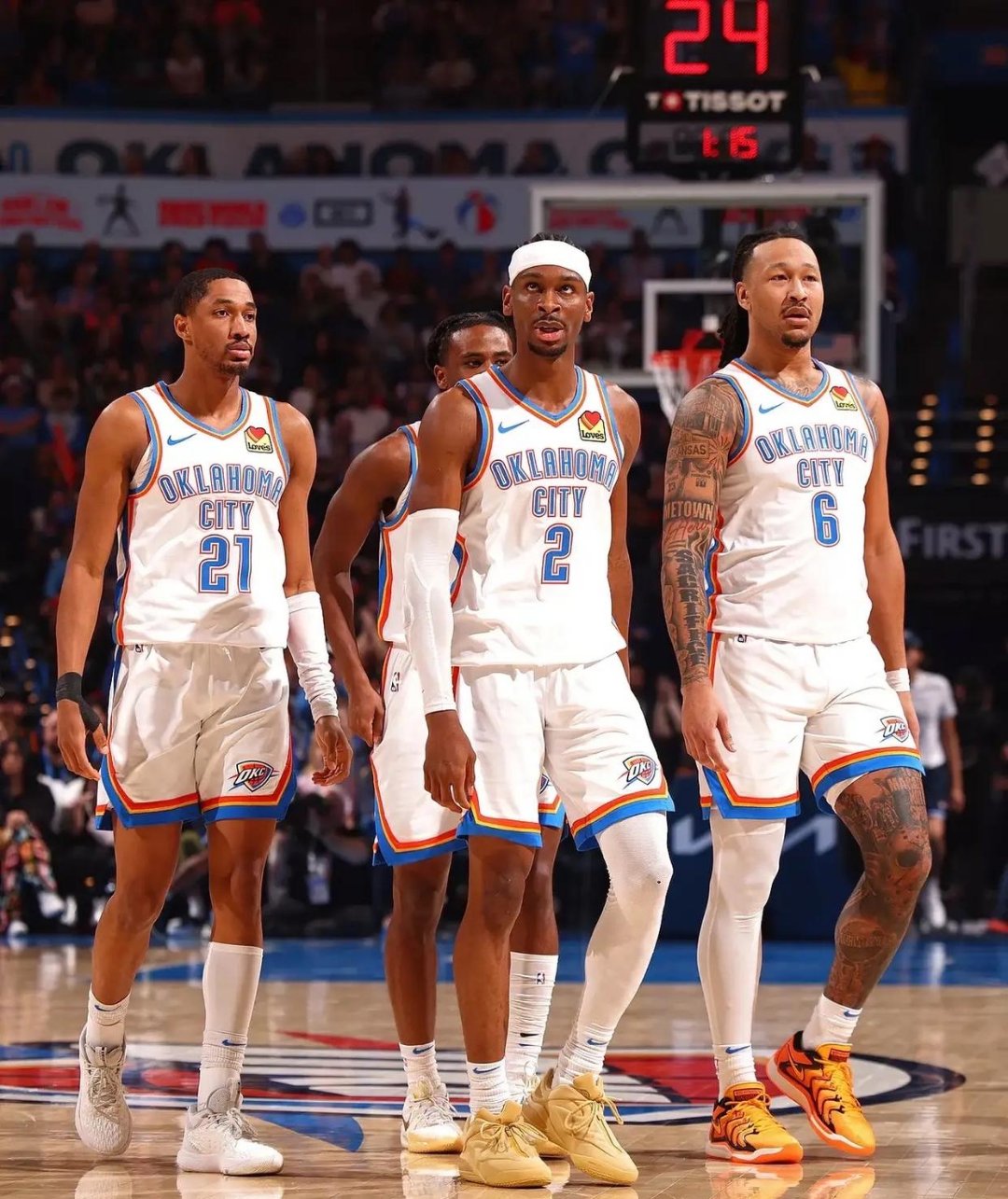 海港发布官方Vlog：旧将奇塔迪尼重回浦东足球场（海港官Vlog上线：昔日旧将奇塔迪尼再踏浦东足球场）