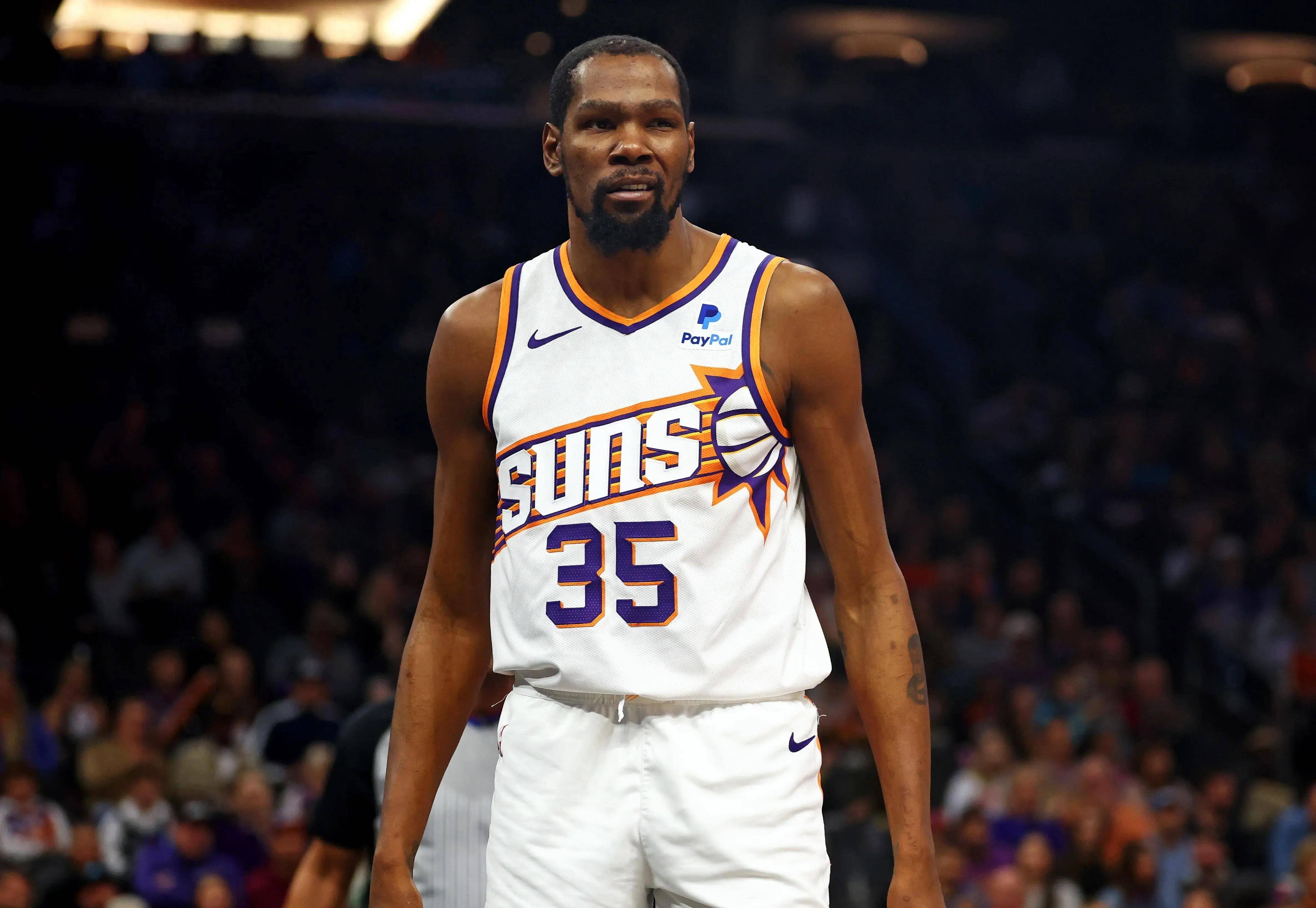 半场战报：阿联酋1-1伊拉克，卢安齐尼奥，阿里-哈马迪破门（半场速报：阿联酋1-1伊拉克，卢安齐尼奥与阿里-哈马迪各建功）