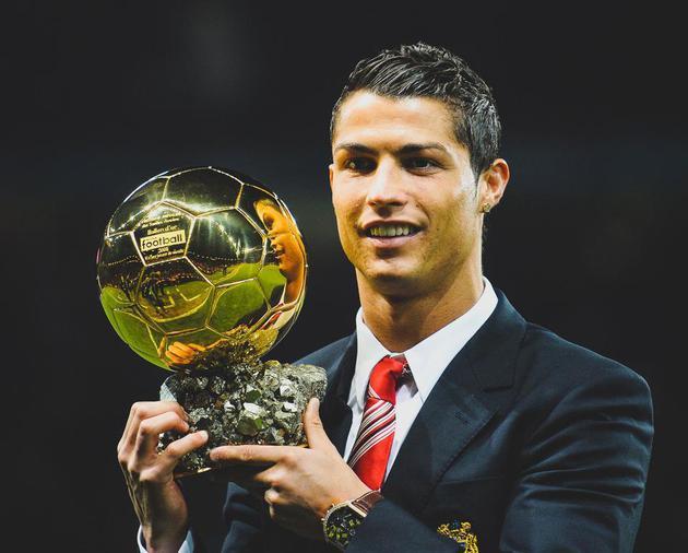 无缘世界杯附加赛，索博斯洛伊赛后只用一个词回答：极其难受（与世界杯附加赛无缘，索博斯洛伊赛后仅用一词：无比难受）