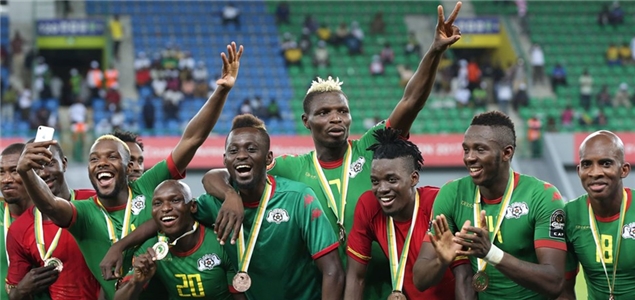 青岛西海岸总经理：郑智确实是球队新任主帅候选人之一（青岛西海岸总经理确认：郑智进入新任主帅候选名单）