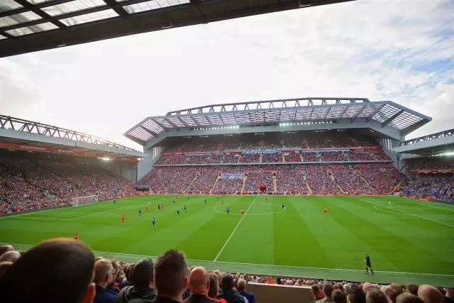 国米近8场对西班牙球队仅1负，近18场欧冠小组赛／联赛也仅1负（国米近8战西班牙球队仅负1场，近18场欧冠小组赛与联赛同样仅败一役）