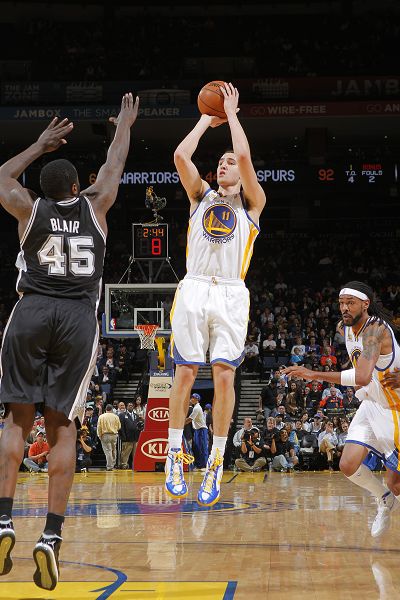 4-1，挪威是世预赛历史上第二支客场击败意大利的球队（4比1，挪威成为世预赛史上第二支客场击败意大利的球队）