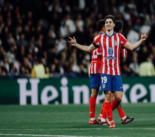 中超：上海海港主场3-2战胜长春亚泰（中超：上海海港主场3比2击败长春亚泰）